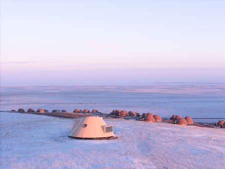 Volcano-In Hotel of Arrivals